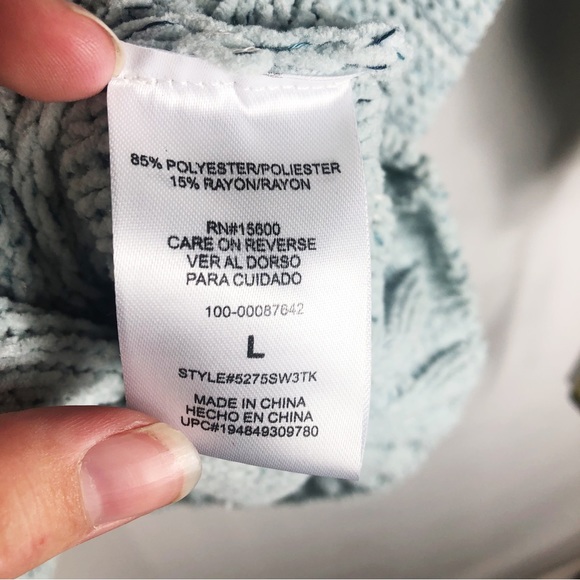 NWT Takara Chunky Knit Over Sized Sweater | Blue | Size Large - Picture 7 of 9